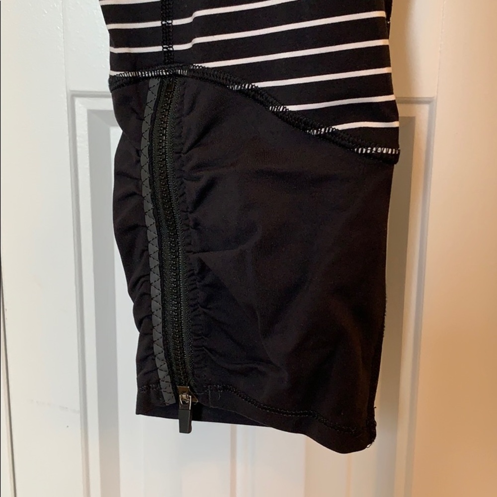 Lululemon Capris - Picture 5 of 6